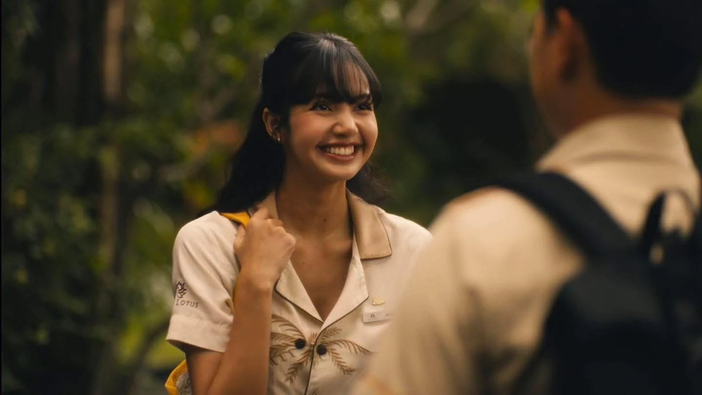 Lisa đóng phim dở tệ, nhận cát-xê hàng tỷ đồng, fan chê bất tài còn bon chen - Hình 6