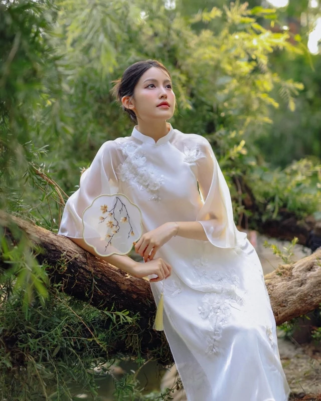 Tăng Mỹ Hàn xuất thân trâm anh thế phiệt, lộ phốt tâm cơ, là bạn gái HIEUTHUHAI? - Hình 4