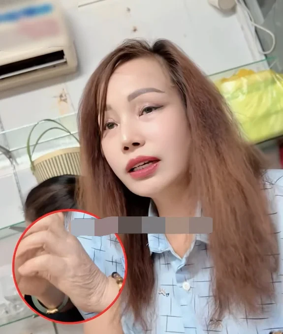Cô dâu Thu Sao lại dao kéo vì sợ chồng bỏ, nhan sắc ngỡ ngàng, bàn tay mới sốc? - Hình 5