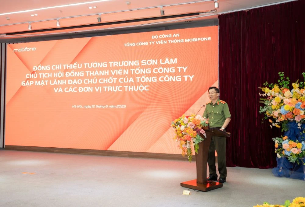 Thiếu tướng Trương Sơn Lâm là ai? Bí ẩn đằng sau tân Chủ tịch MobiFone - Hình 5