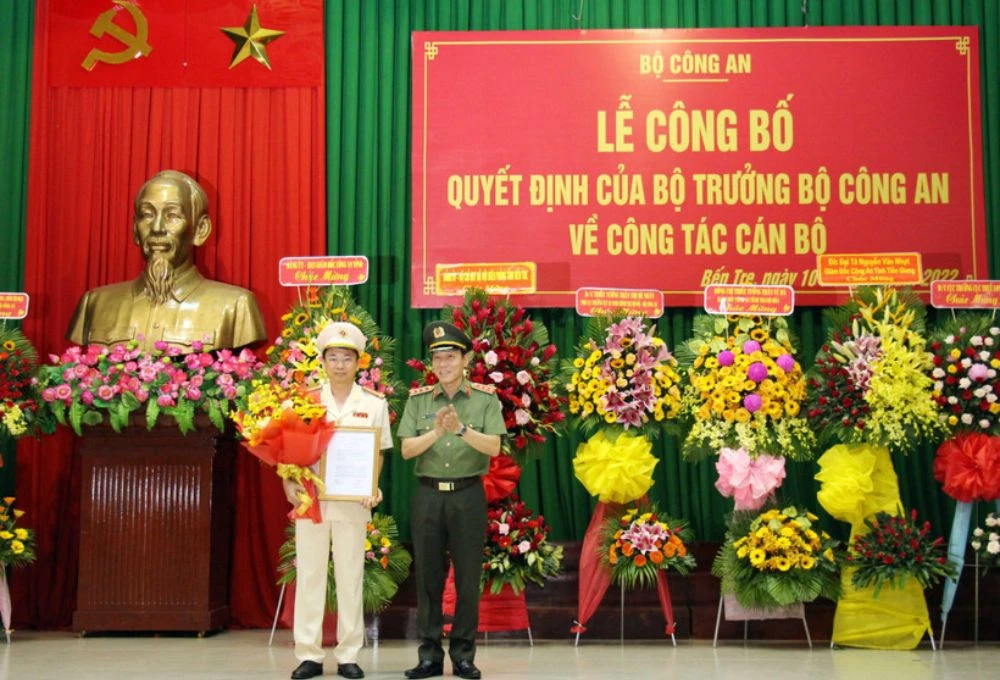 Thiếu tướng Trương Sơn Lâm là ai? Bí ẩn đằng sau tân Chủ tịch MobiFone - Hình 4