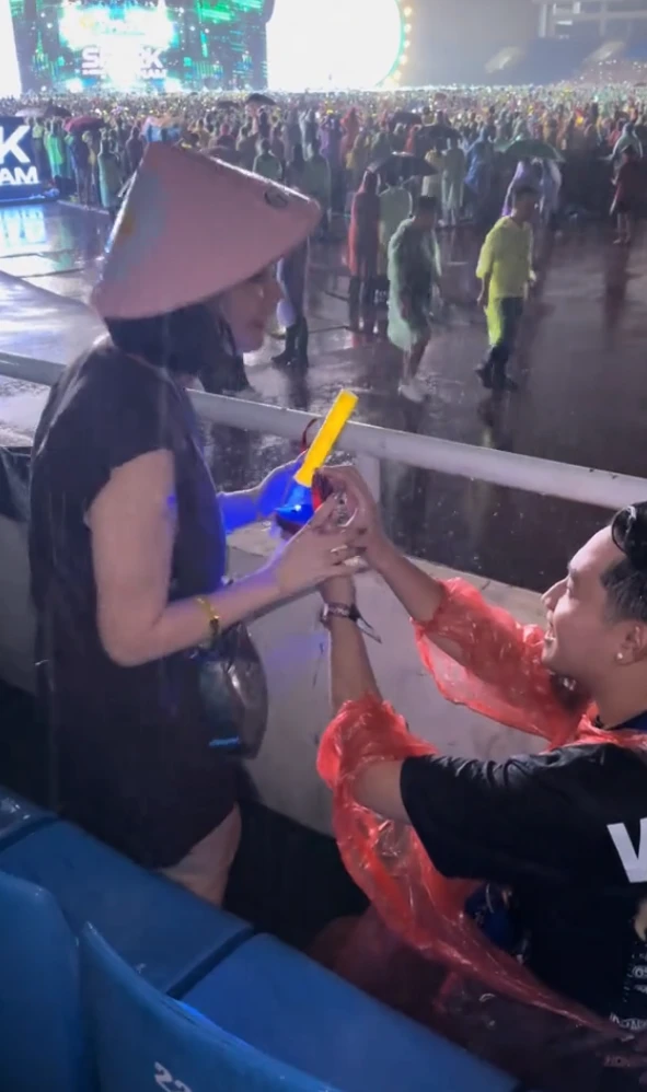 Đu đêm nhạc G-Dragon làm nền cầu hôn: đón bão tranh cãi, người chồng lên tiếng - Hình 3