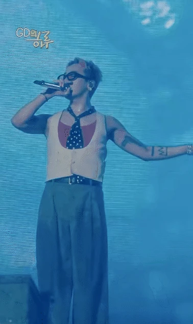 G-Dragon luỵ Việt Nam thật rồi, đăng hẳn vlog cực tình về đêm mưa hôm ấy! - Hình 2