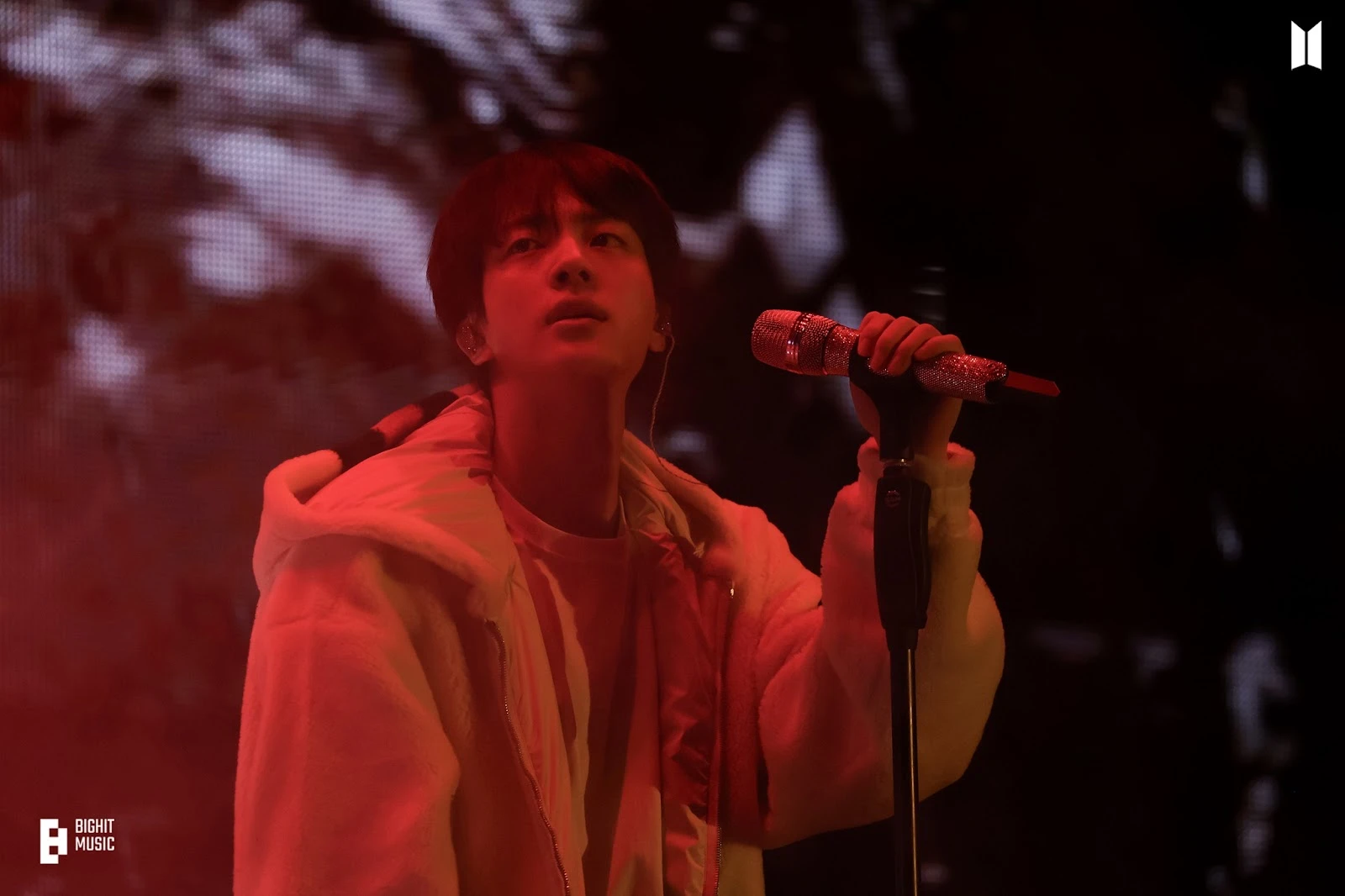 Jin (BTS) bị công ty đâm sau lưng trong lần solo đầu tiên, HYBE bị phê bình? - Hình 2