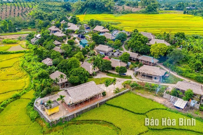 Huyện Mai Châu tìm cách nâng tầm du lịch - Hình 1