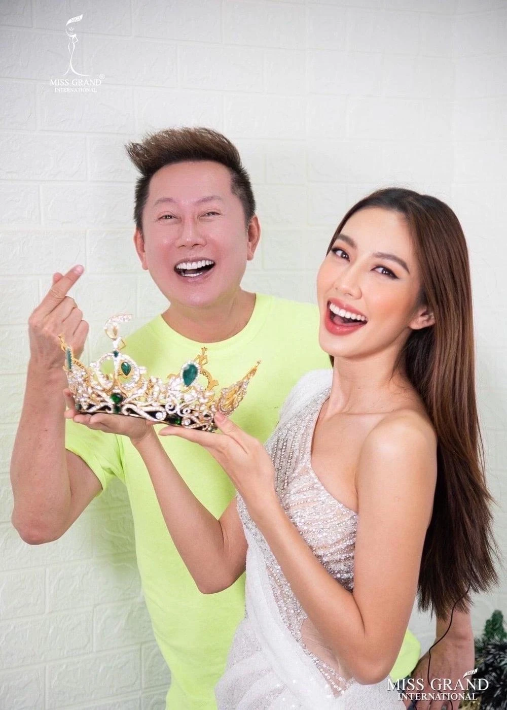Thuỳ Tiên đeo lắc bạc hơn 1 tháng, 1 đơn vị trung thành dùng 1 thứ liên quan - Hình 2
