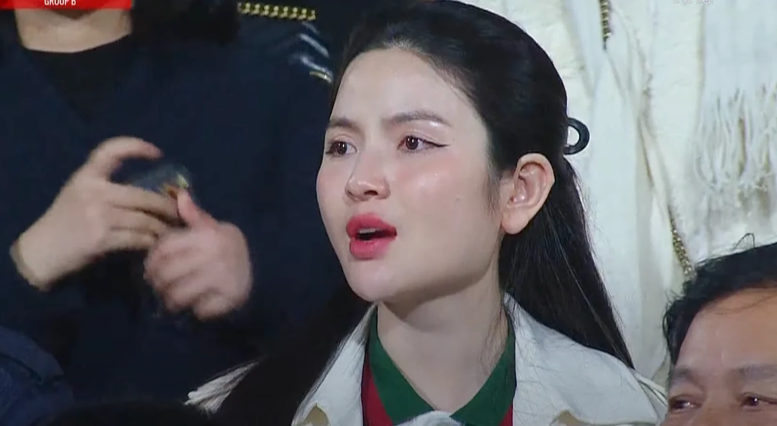 Chu Thanh Huyền la hét bất chấp giữa sân bóng, cỡ này Quang Hải không mê mới lạ - Hình 5