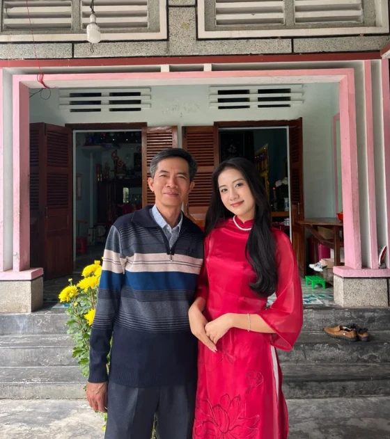 Đại diện Phú Yên đăng quang Hoa hậu Việt Nam, gia cảnh bất ngờ, nhan sắc gây sốc - Hình 1