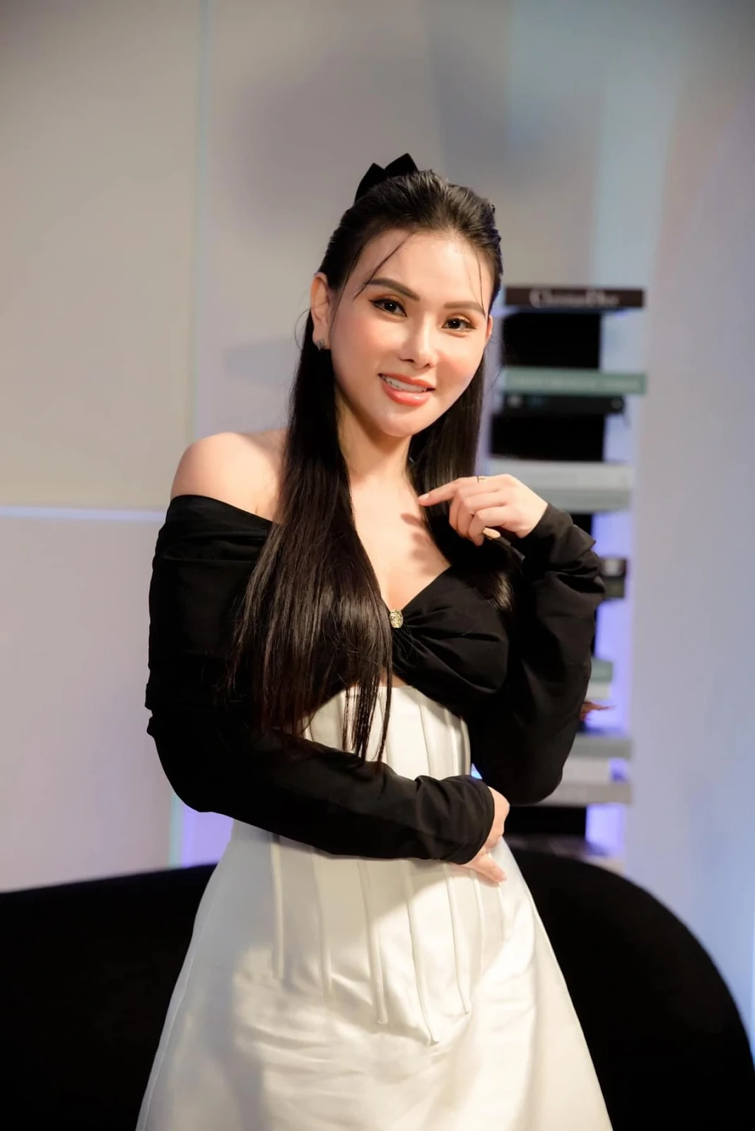 Thu Thuỷ: Mẹ chồng treo giải chục tỷ sinh con, hạnh phúc bên ông xã kém 11 tuổi - Hình 3