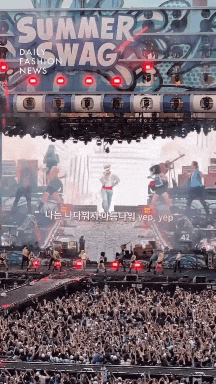 Luỵ mưa Hà Nội, G-Dragon sang Hàn đốt cháy sân khấu dưới làn nước, mỹ nhân hát hay nhất BLACKPINK cũng tham gia! - Hình 1