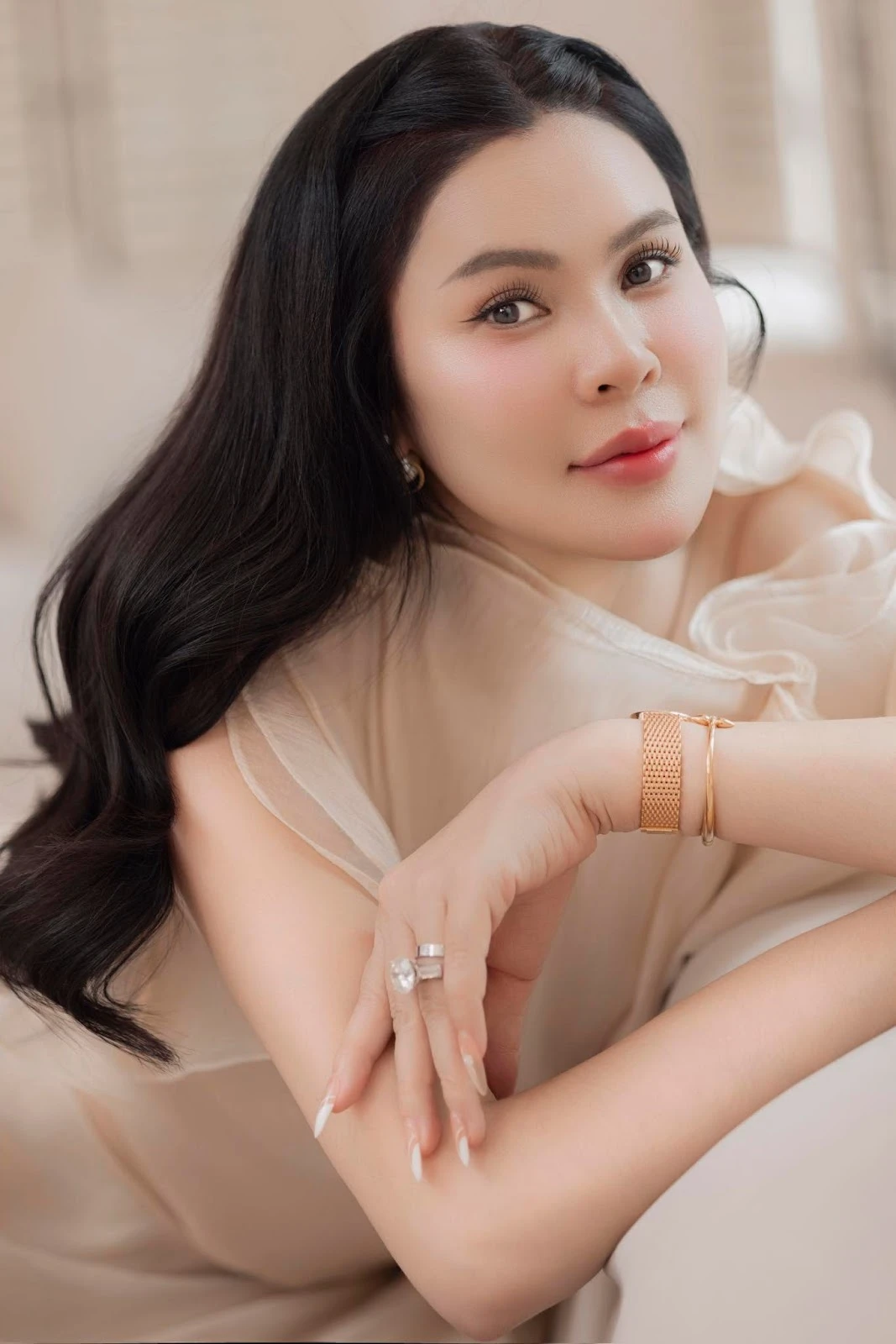 Con dâu Vũ Linh bị nói làm lố khoe bụng bầu ở sự kiện, Vũ Luân thái độ thế nào? - Hình 6