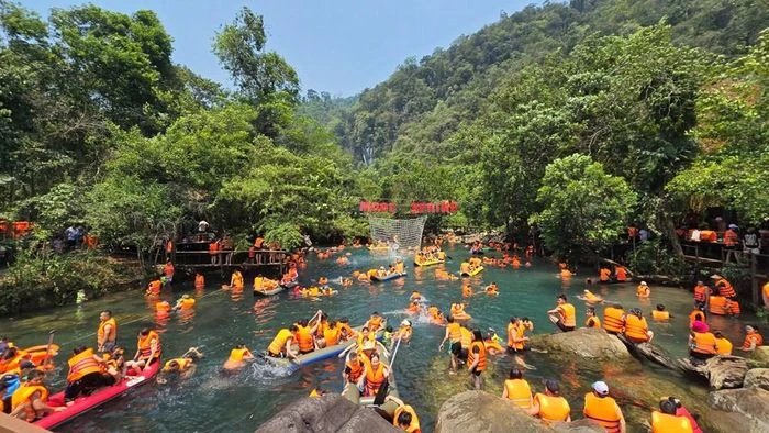 Hãy bình chọn Giải thưởng Du lịch thế giới cho Phong Nha - Kẻ Bàng - Hình 3