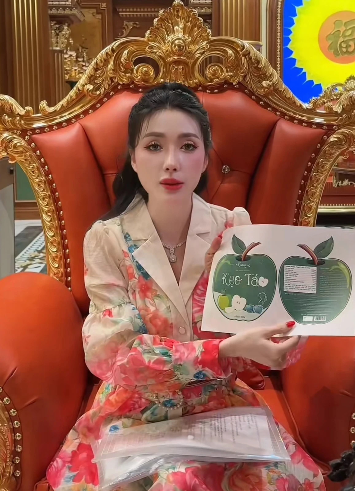 Ngân Collagen lộ diện, CĐM xôn xao vì clip 8 phút, bị soi kịch bản cũ - Hình 3