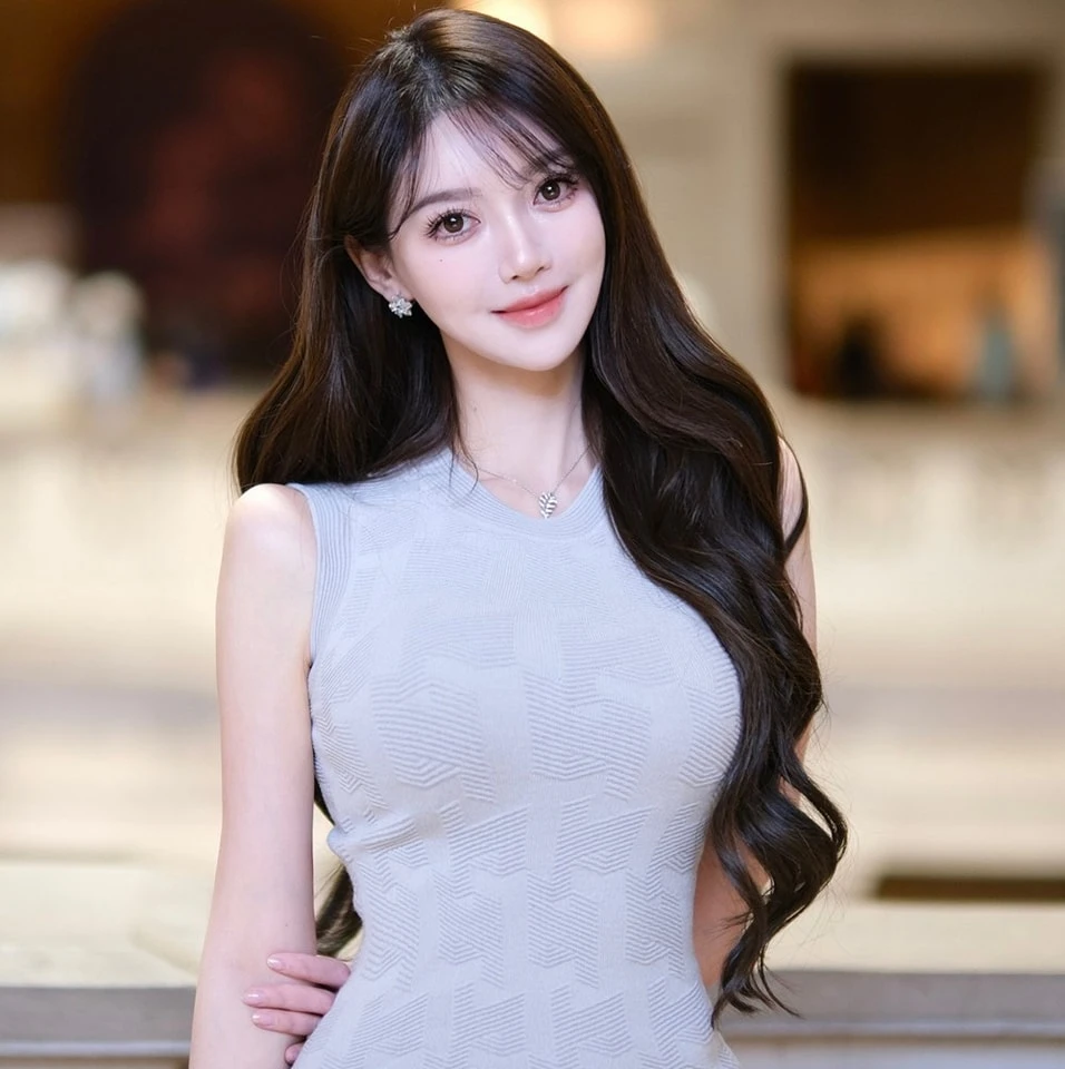 Bạn gái Huỳnh Hiểu Minh tái xuất sau thời gian mất tích, lộ chi tiết cực sốc! - Hình 6