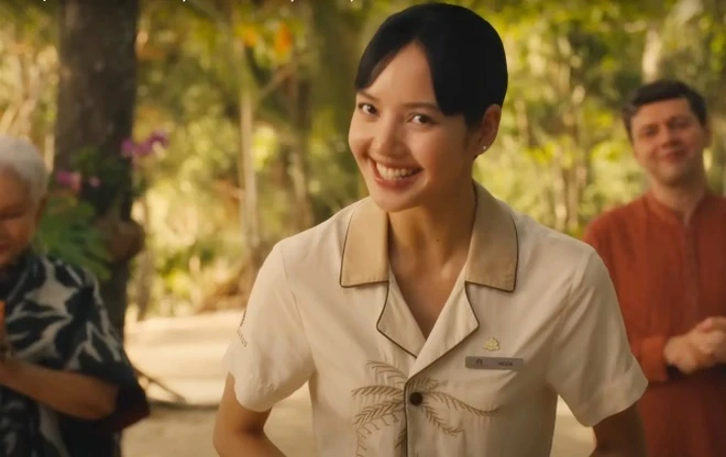 Lisa lại đóng phim bất chấp tranh cãi diễn xuất, Rosé lại được khen - Hình 2
