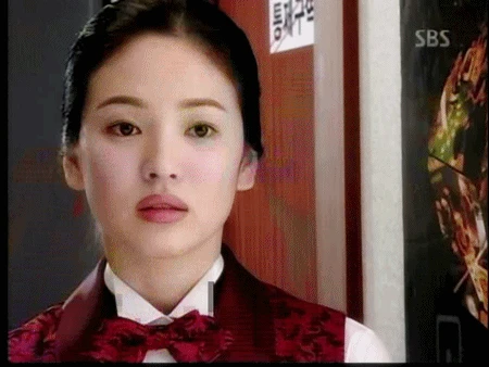 Không phải Trái tim mùa thu hay Ngôi nhà hạnh phúc, Song Hye Kyo ở phim này mới là đẹp nhất, có mối tình trắc trở từ màn ảnh ra ngoài đời - Hình 6