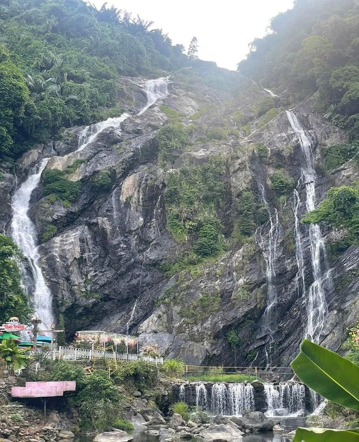 Thác Trắng Minh Long - Dải lụa bạc giữa đại ngàn xứ Quảng - Hình 1