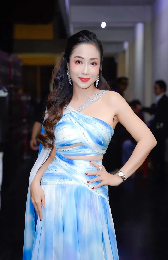 Ốc Thanh Vân úp mở chuyện mang thai, bạn thân tag thẳng tên chồng chất vấn? - Hình 1