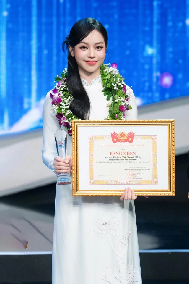 Hoa hậu Thùy Tiên ngã ngựa, đây chính là nàng hậu được săn đón nhất hiện nay! - Hình 12