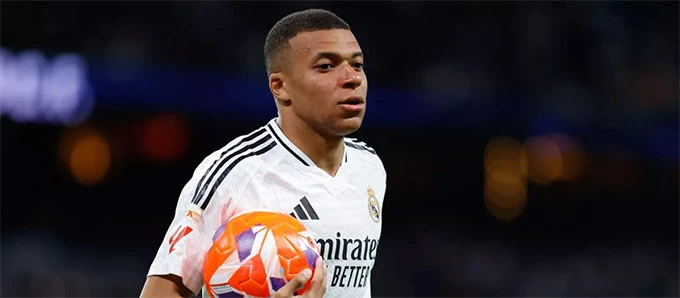 Mbappe tiếp bước Ronaldo - Hình 1