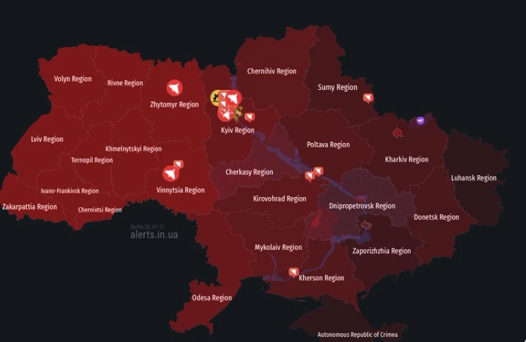 Nga tấn công Ukraine quy mô lớn vài ngày sau chiến dịch Mạng nhện - Hình 1