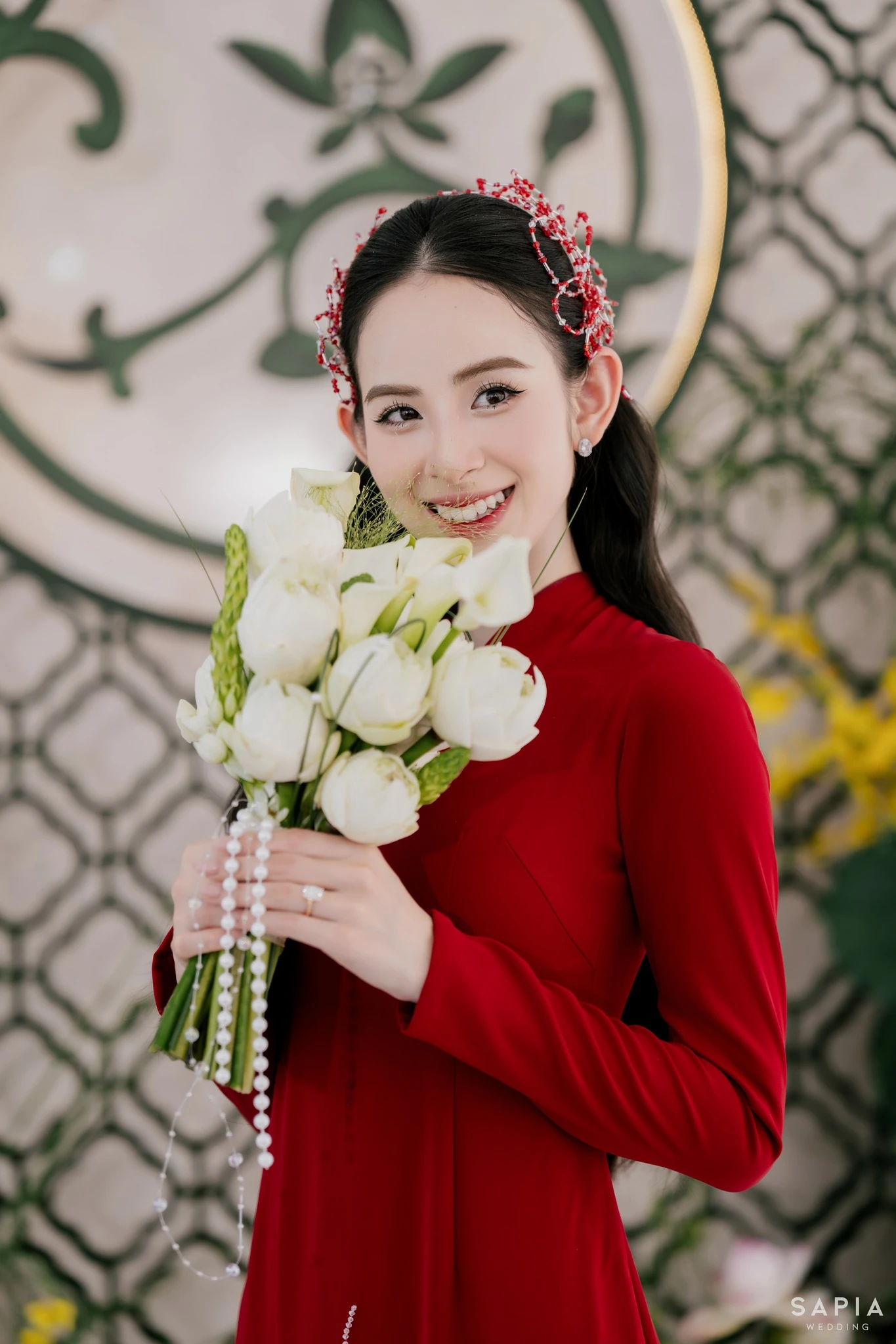 Trọn vẹn đám hỏi của Hương Liên và thiếu gia điển trai: Từng chi tiết đều hướng về cô dâu - Hình 6