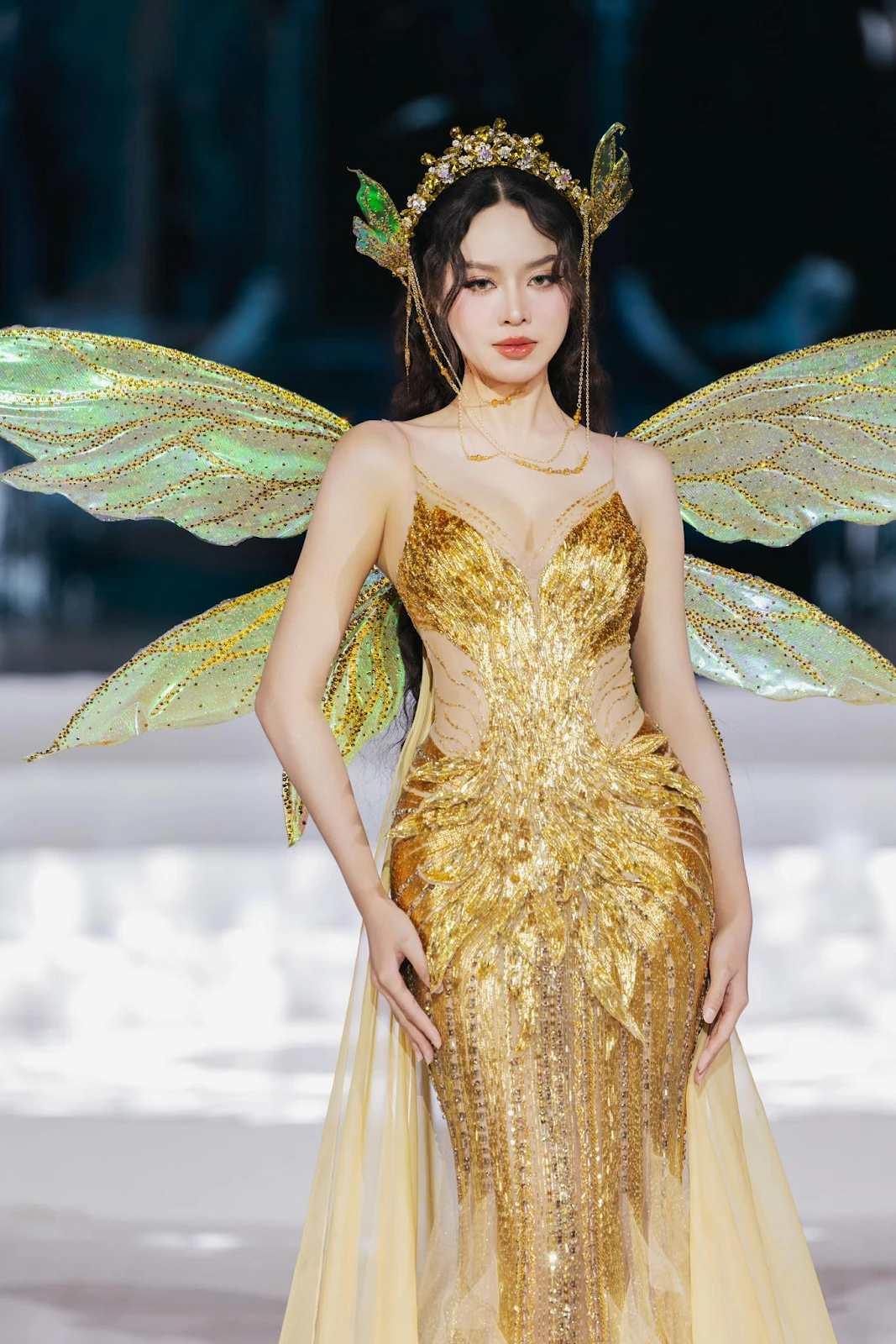 Thanh Thủy thay thế Thùy Tiên, hất cẳng Thanh Hằng trở thành chân dài đắt giá - Hình 6