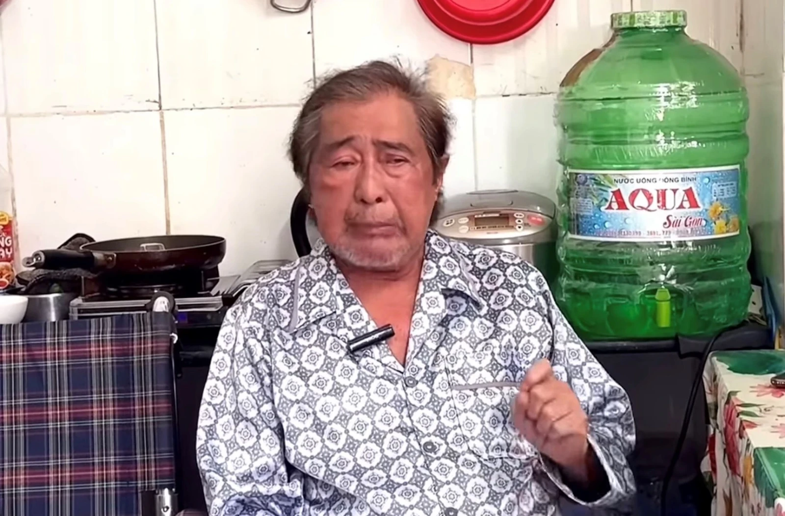 Ngọc Tâm Tâm: Đào cải lương không nhà cửa, ở lều 10m, ăn mì gói không có cơm ăn - Hình 9