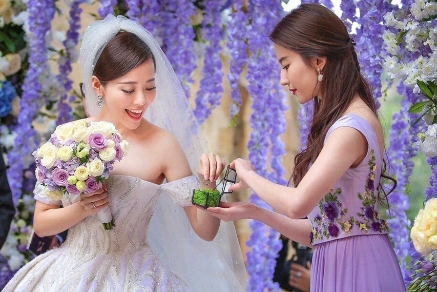 Truong Luong Dinh sang with Dan Truong in Singapore Asia, once suspected of being a green tea girl - Photo 8