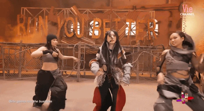 Stage có vũ đạo đỉnh nhất Em Xinh Say Hi bị tố đạo BLACKPINK và loạt sao Kpop, tất cả là tại 1 người? - Hình 5