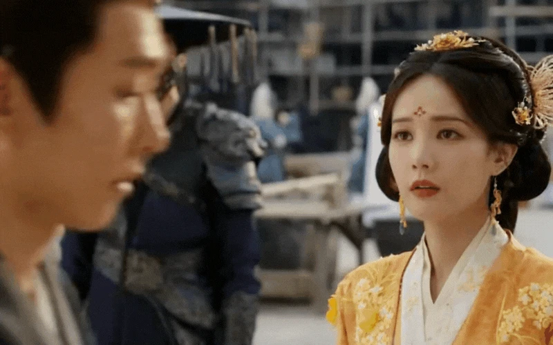 Tiểu thư lá ngọc cành vàng đẹp nhất lúc này: U40 vẫn vào vai cô nương ngọt xớt, phục trang lộng lẫy nhưng nhan sắc của nàng còn sáng hơn - Hình 16