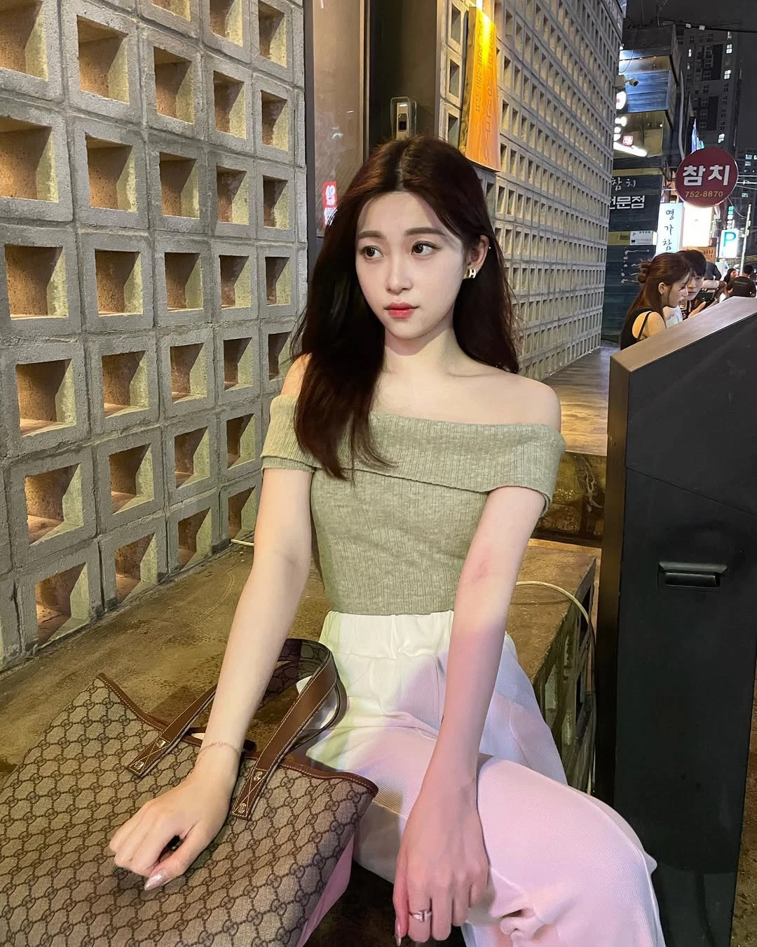 Huỳnh Hiểu Minh bỏ Diệp Kha theo đuổi nữ luật sư, chống lưng cho thi hoa hậu - Hình 6