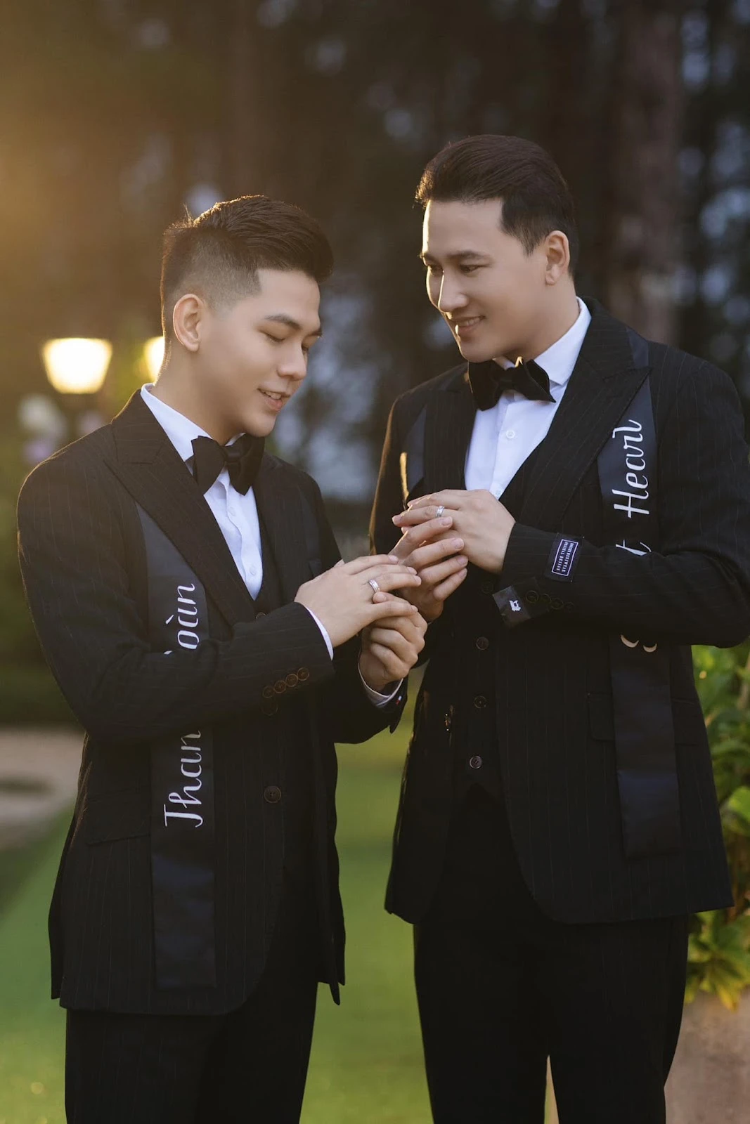 Hà Trí Quang được bạn đời cùng giới, tặng vòng kim cương full cỡ khủng CĐM sốc - Hình 4