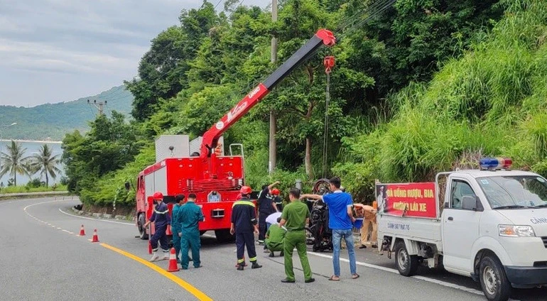 Một du khách gặp nạn ở đảo Sơn Trà qua đời tại chỗ, MXH tá hỏa vì hiện trường - Hình 2