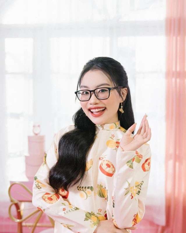 Phương Mỹ Chi và tài sản 242 tỷ đang bị lãng quên giữa ánh đèn Sing! Asia? - Hình 5