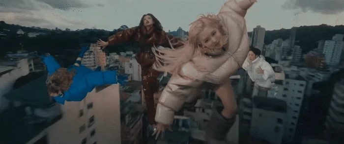 Tranh cãi MV JUMP của BLACKPINK: Người khen thú vị, kẻ chê lạm dụng AI như bị dí deadline cuối tháng - Hình 9