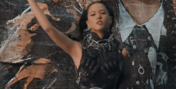 Tranh cãi MV JUMP của BLACKPINK: Người khen thú vị, kẻ chê lạm dụng AI như bị dí deadline cuối tháng - Hình 2
