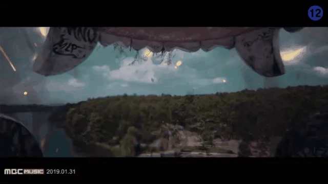 Blackpink đưa Phố đi bộ Nguyễn Huệ vào MV mới, Jisoo lại thêm một lần ưu ái VN - Hình 10