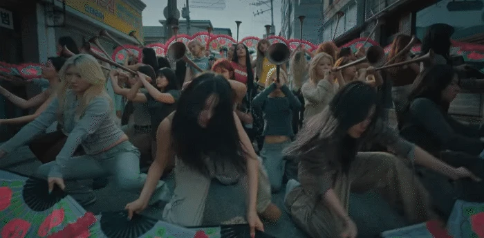Đằng sau sự tuột dốc của BLACKPINK - Hình 2