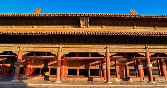 Tử Cấm Thành 600 năm không hư, đến mối cũng chào thua: Có bùa chống hủy diệt? - Hình 4