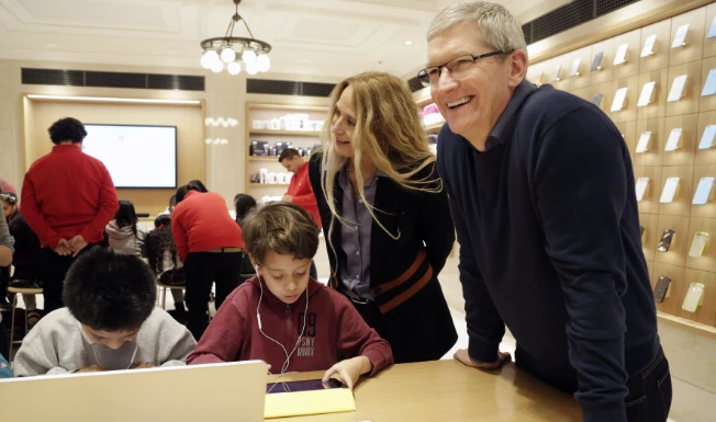 Tim Cook: Cuộc cải tổ lớn chưa từng có tại Apple, ai sẽ kế nhiệm đế chế tỷ đô? - Hình 4