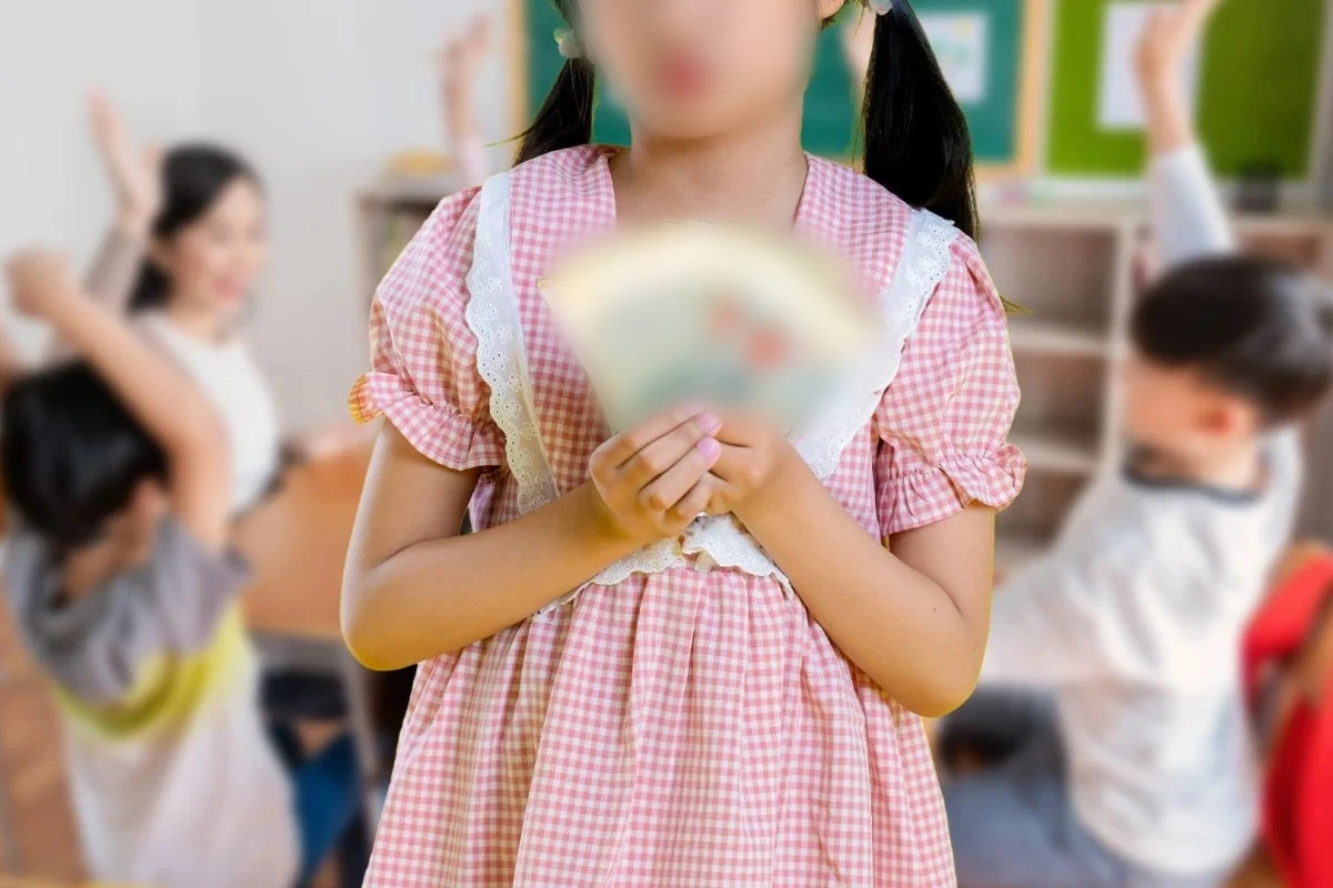 Hy hữu cô bé có đến 81 chiếc răng, vượt giới hạn bình thường, bác sĩ bó tay? - Hình 1