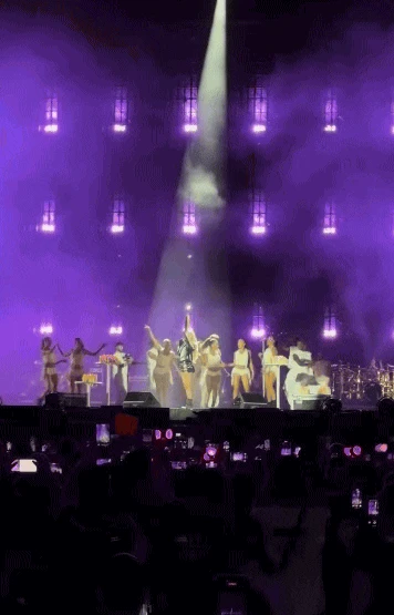 Rosé - Bruno Mars chính là ngoại lệ của nhau, thân thiết cỡ ngày làm fan muốn đẩy thuyền quá! - Hình 4