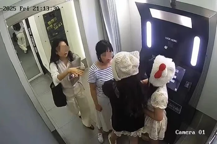 Du khách Hàn vả mặt cô gái Việt lên tiếng xin lỗi, Công An vào cuộc giảng hòa - Hình 1
