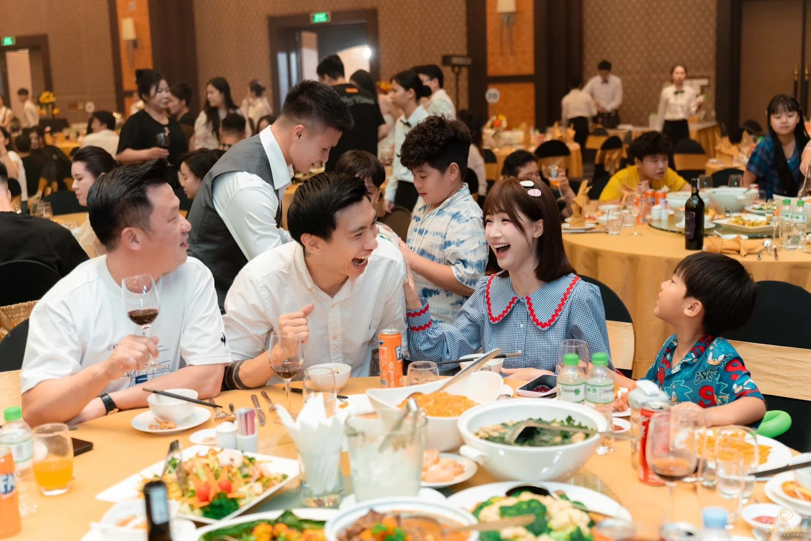 Con trai Hòa Minzy thay đổi chóng mặt, như thành người khác, mẹ phán câu sốc - Hình 5