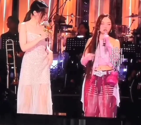 Phương Mỹ Chi làm 1 hành động, Trương Lương Dĩnh đổ gục quay xe vote liền tay - Hình 5