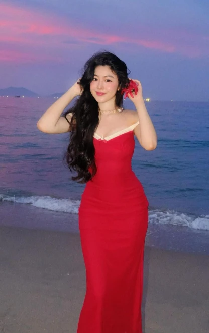 Ái nữ Quyền Linh lộ visual đỉnh chóp, khiến cđm mắt chữ O mồm chữ A! - Hình 6