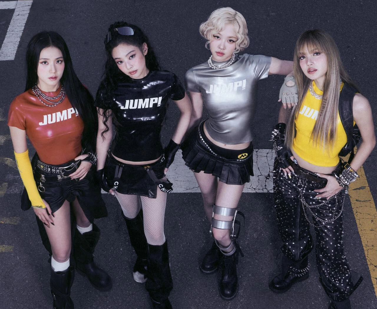 BLACKPINK bị 1 nhóm nhạc vô danh đè bẹp dí, IVE lộ động thái ủng hộ? - Hình 7