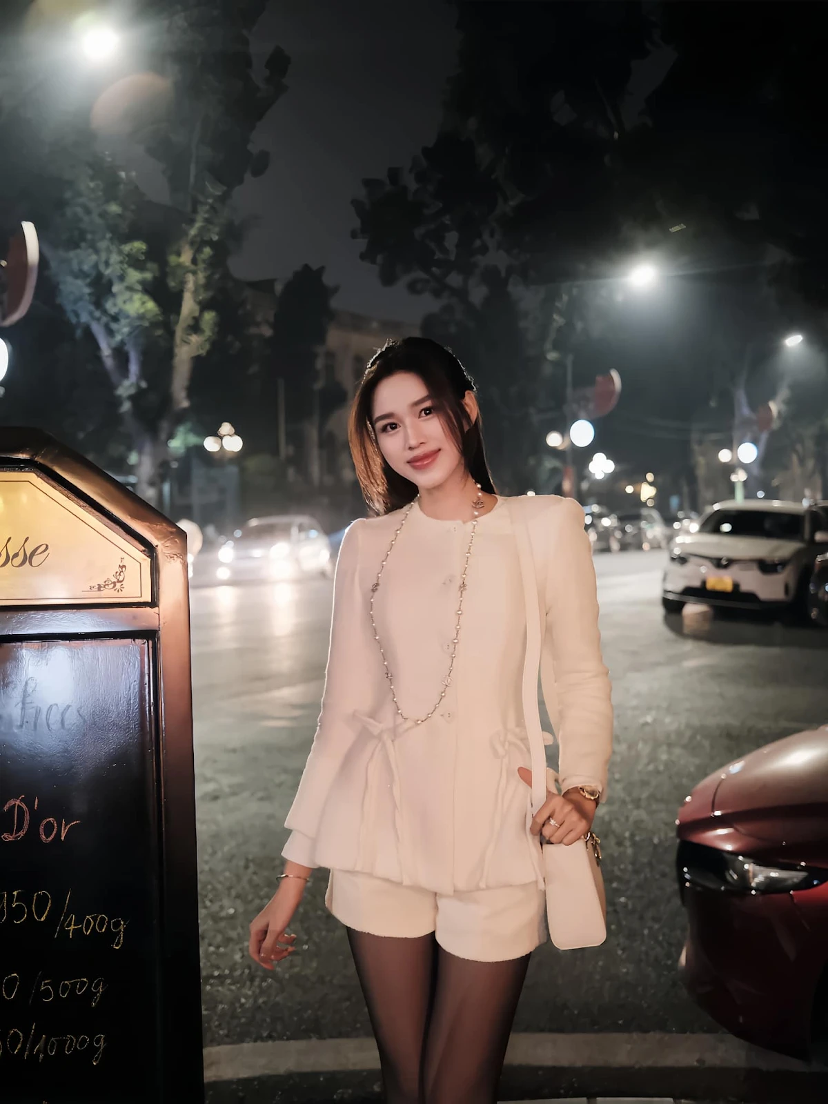 Đỗ Thị Hà lộ mối quan hệ bất ngờ với Bà trùm Hoa hậu hậu dứt áo ra đi? - Hình 5