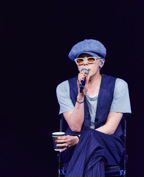 G-Dragon lộ bản chất kẻ phá hoại, Từ ông hoàng thời trang thành thánh phá đồ - Hình 3